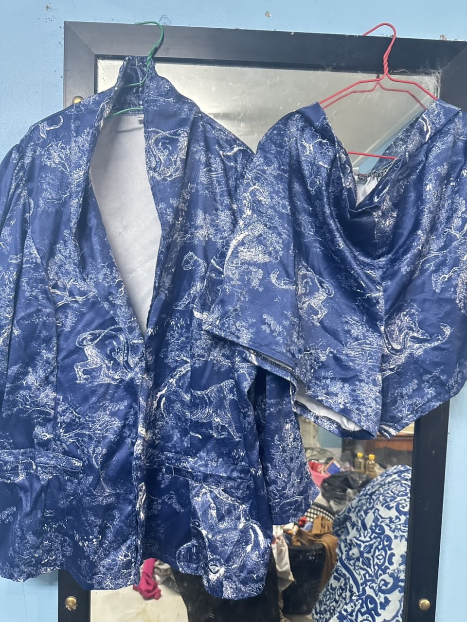 สะพรั่ง ร้านขายของชำ เสื้อผ้ามือสอง CC-1498