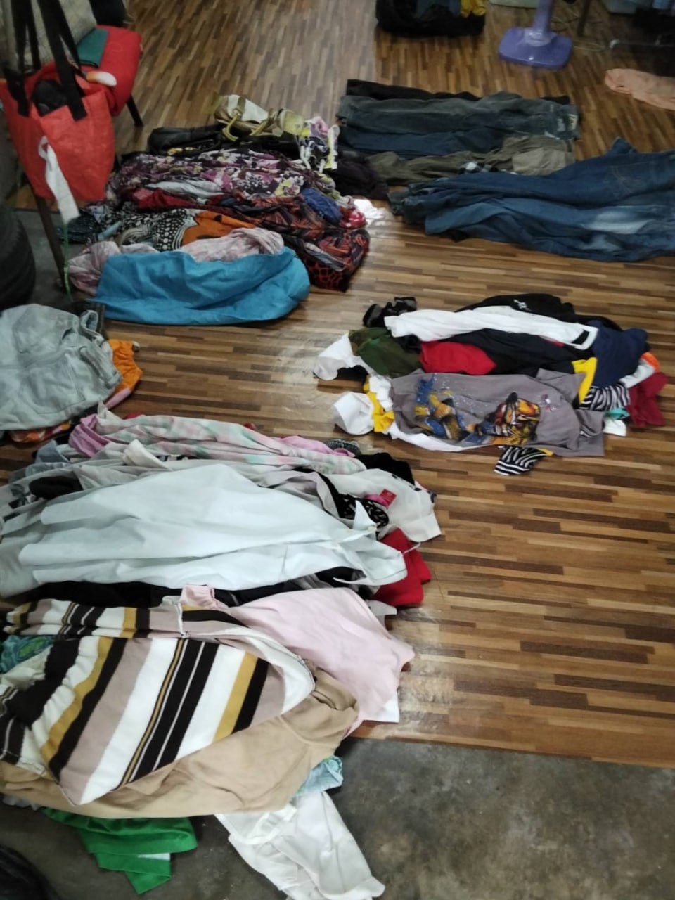 เสื้อผ้า555-66