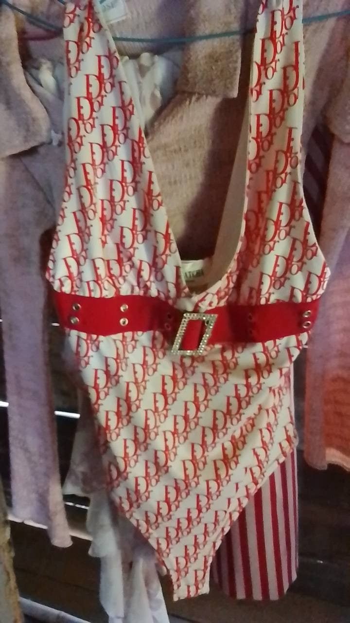 เสื้อผ้าและกระเป๋า2899