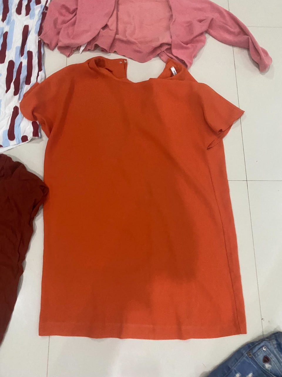 เสื้อผ้ามือสอง215-354