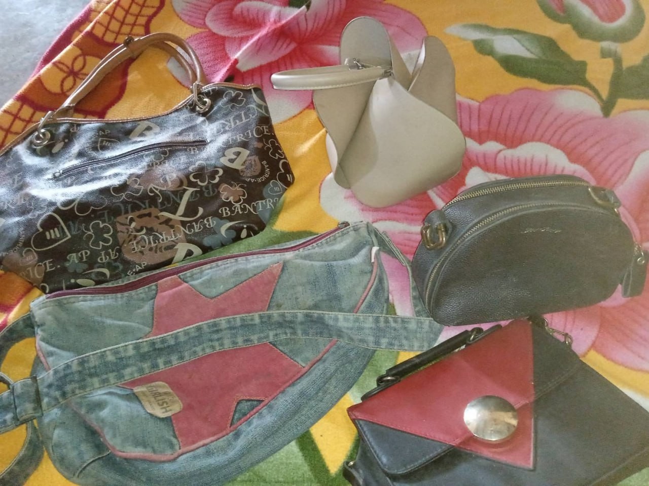 สุรีรัตน์55213-6