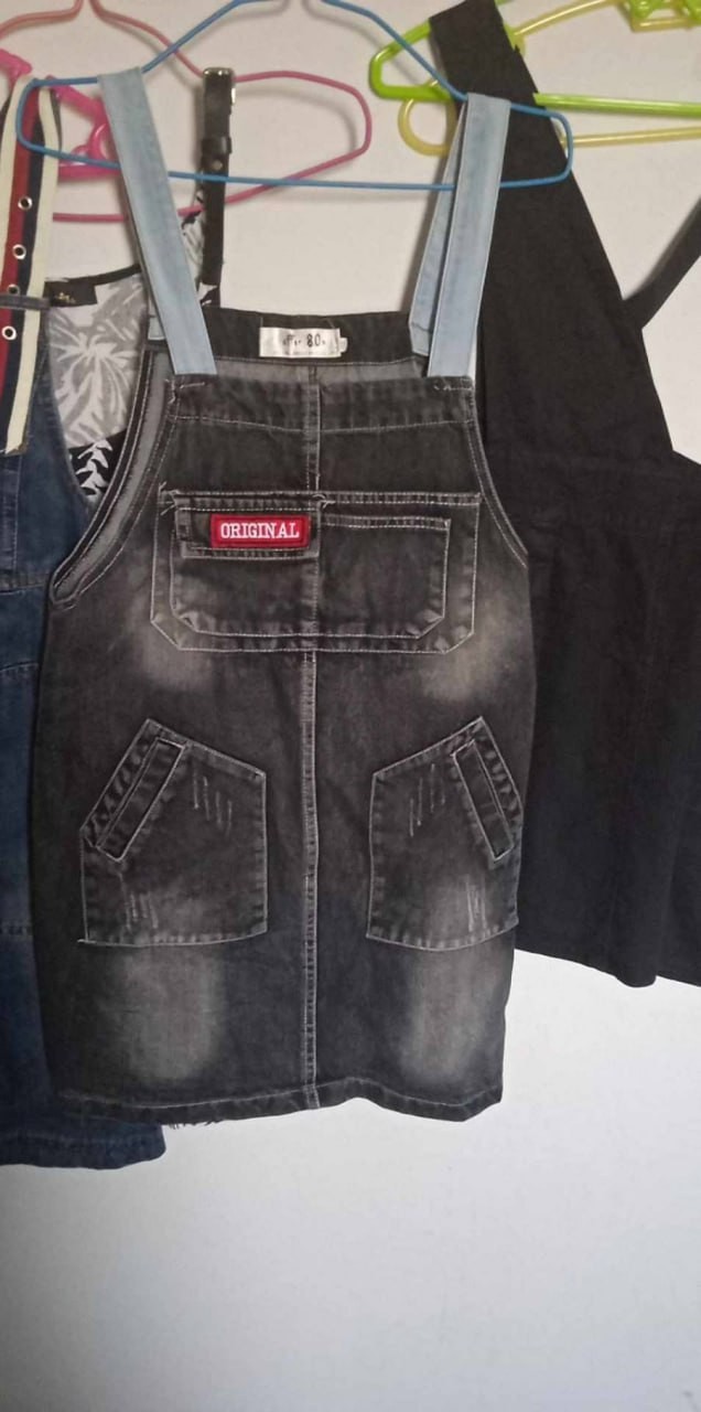 เสื้อผ้า77